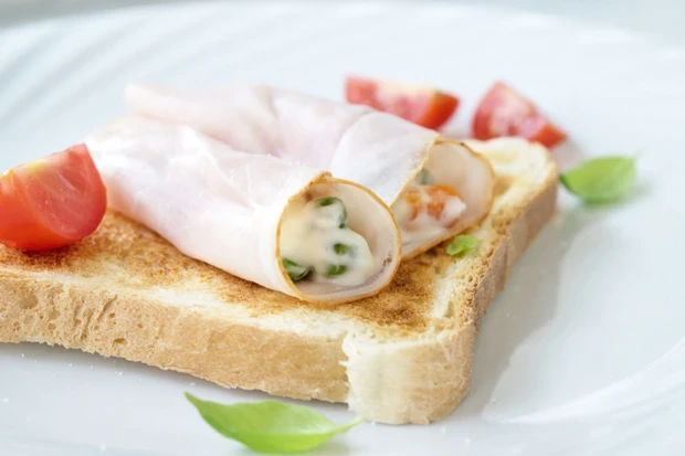 Šunka srolka s zeleninou