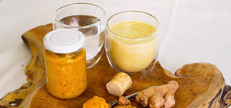 Nejsilnější antibiotikum všech dob: S jablečným octem, zázvorem, kurkumou, česnekem, křenem a květovým medem – Vyrobeno doma