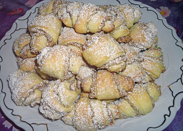 Amorbacher Oříškové rohlíčky