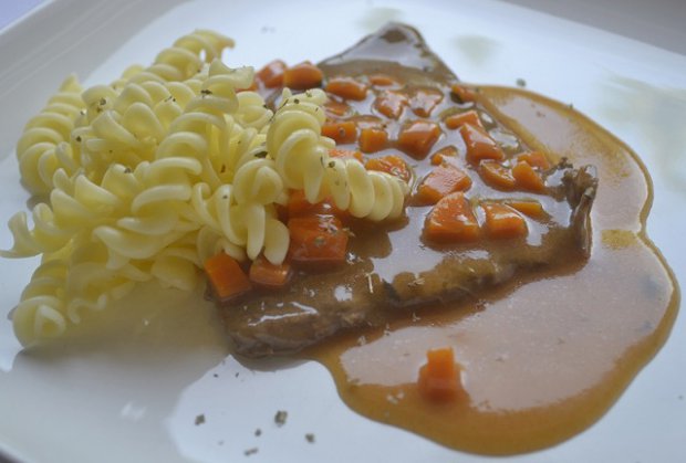 ŘÍZKY S MRKVÍ A CIBULÍ