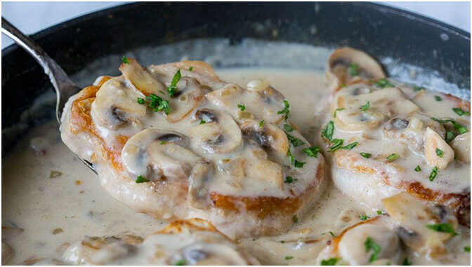 Schnitzel v lahodné omáčce z crème fraîche