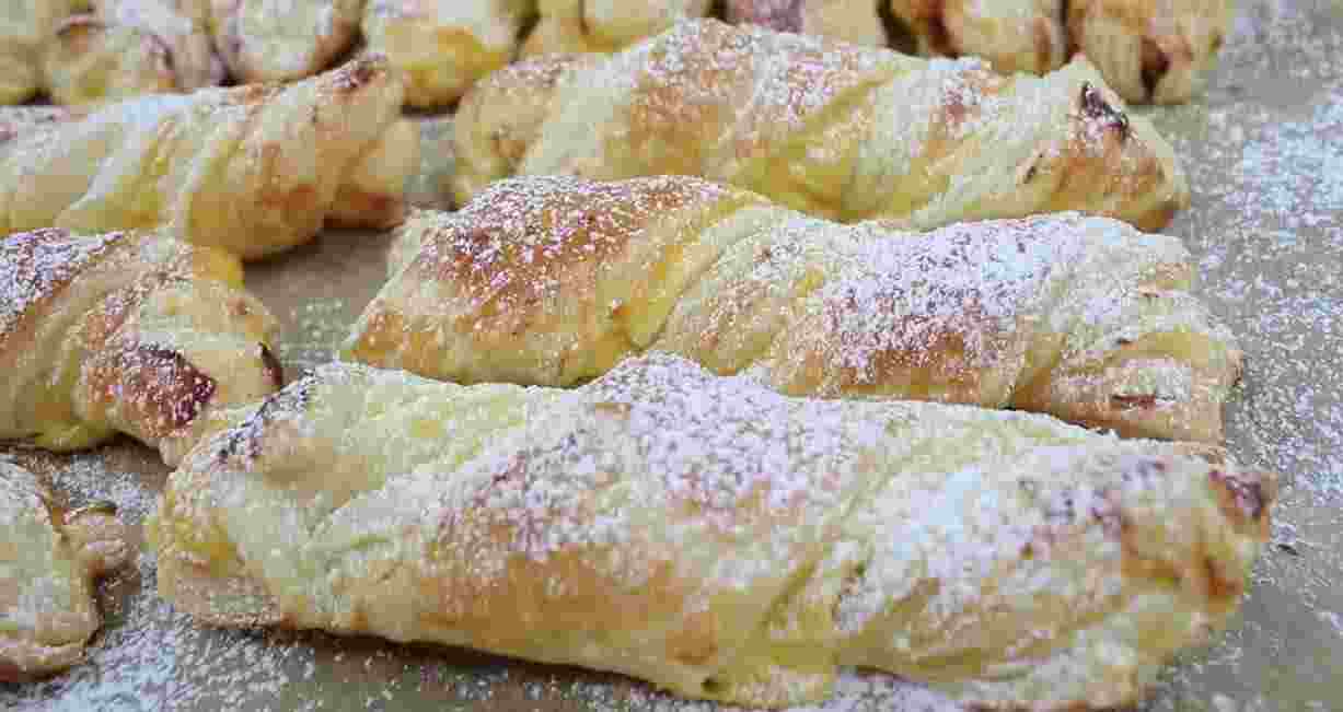 Bleskové tvarohové tyčinky z listového těsta