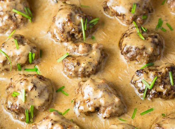 Masové kuličky v hořčičné omáčce