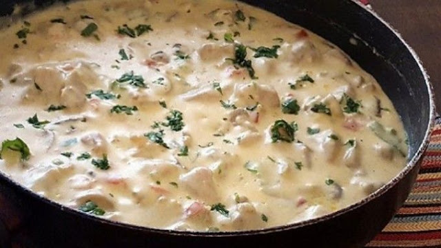 Jemná kuřecí omáčka s houbami na těstoviny