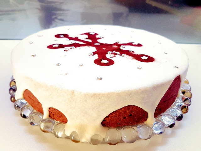 Bílý vánoční cheesecake