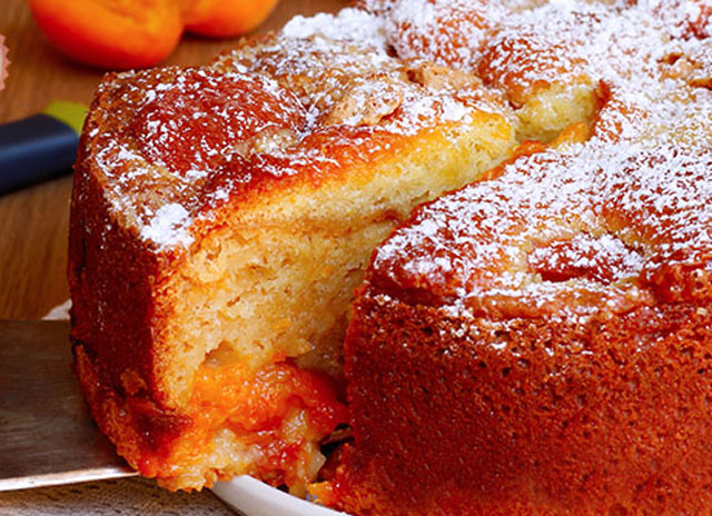 Jemný meruňkový koláč s Thermomixem