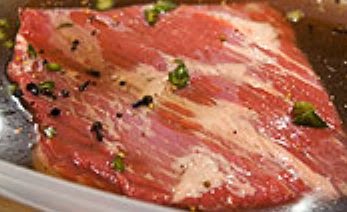 Hovězí hrudí s konzervovaným hovězím masem