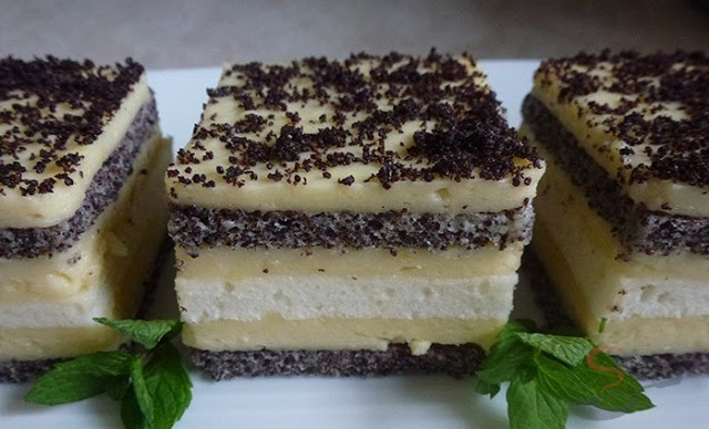 Makový koláč s bílou čokoládou