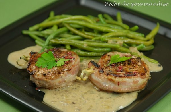 Vepřové medailonky s pepřovou omáčkou
