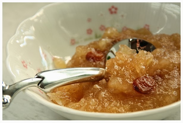 Džem z jablek s kokosem a rozinkami