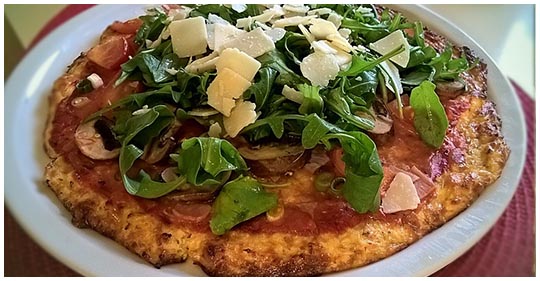 Květákové pizza korpusy