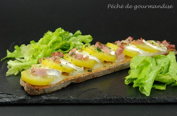 Tartineflette s kozím sýrem