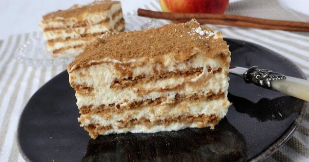 Spekulatius tiramisu s jablečným pyré