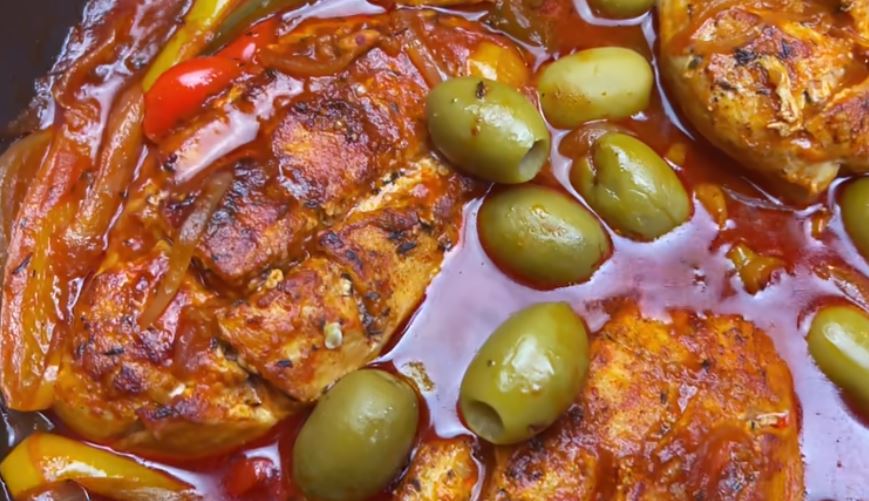 Plnohodnotná, výživná a vyvážená večeře s 600 kaloriemi. Sledujte, jak tentokrát připravuji vaše kuřecí prso!