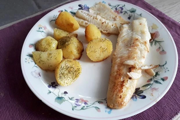 Pečený zander s bramborami