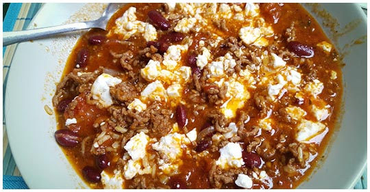 Guláš z mletého masa a fazolí