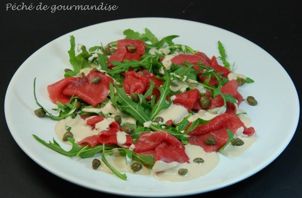 Hovězí carpaccio s tuňákovou omáčkou