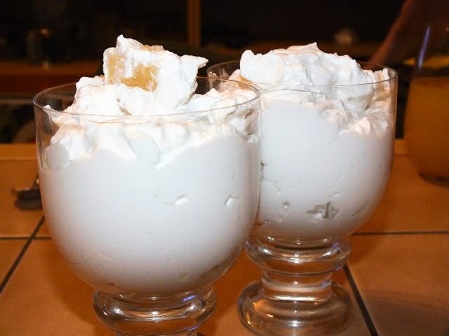 Kokos-ananasový dezert