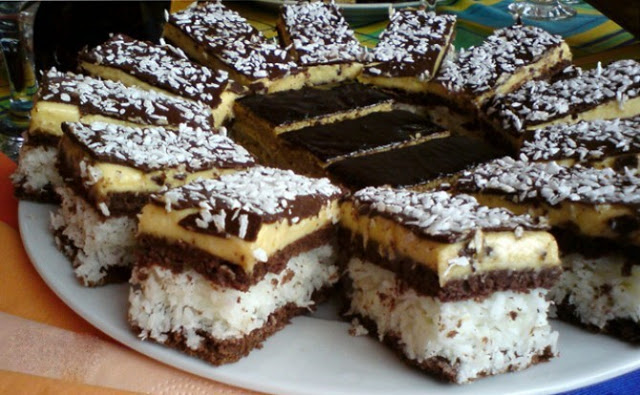 Lahodné kokosové čoko řezy