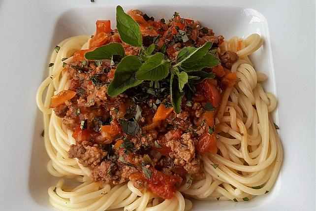 Špagety s mletým masem
