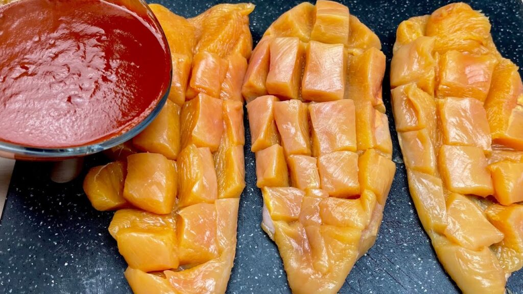 Podívejte se tentokrát, jak jsem připravil kuřecí prsa, tak chutně, jak jsem je ještě nikdy předtím nejedl | Pouze 460 kcal!