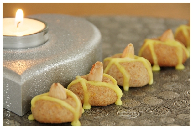 Citronové koblihy s mandlemi