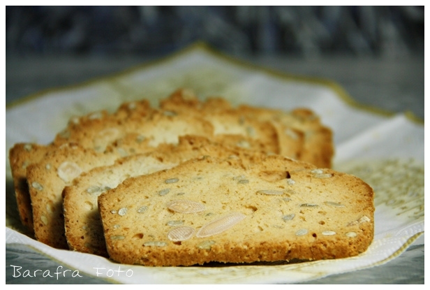 Sladký ořechový chléb