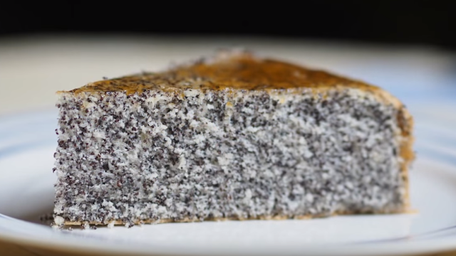 Jednoduchý a chutný mákovník