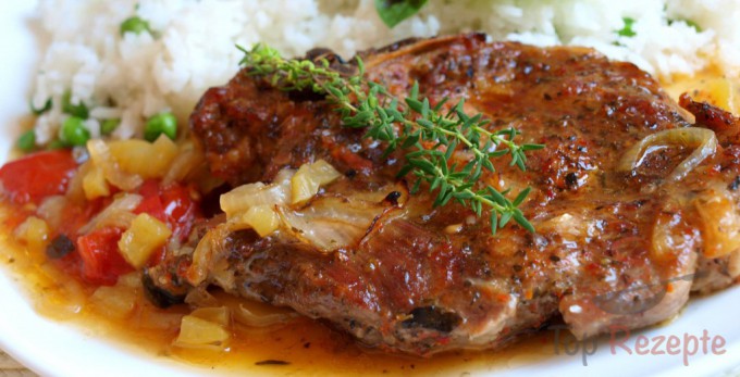 Pečené vepřové maso se zeleninou a čerstvými bylinkami