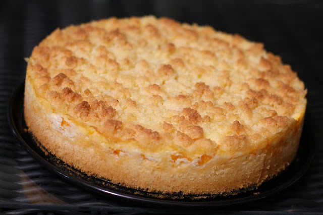 Mandarinkový koláč s kokosovou posypkou