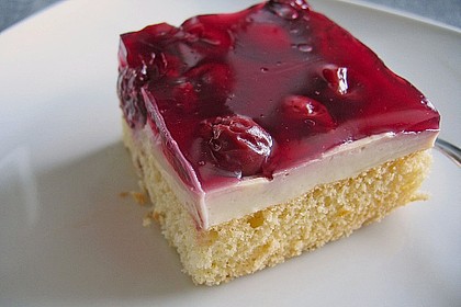 Třešně – Zakysaná smetana – Plechový koláč