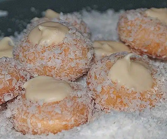 Kokosky s náplní z bílé čokolády – recept