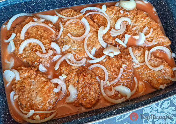 Maďarské „potopené“ řízky. Fantastické jídlo z vepřového masa z Budapešti