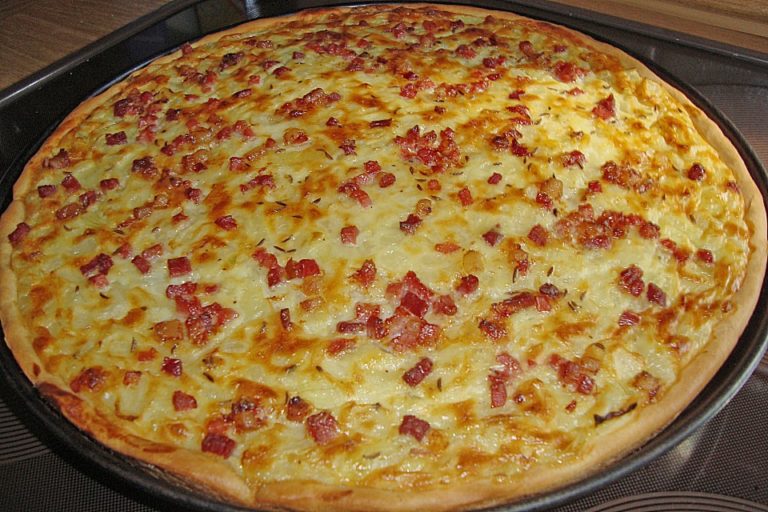 ZWIEBELKUCHEN, rychle a jednoduše!