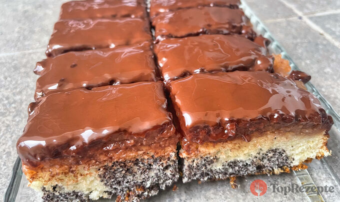 Obrácený jablečný koláč podle babiččina receptu