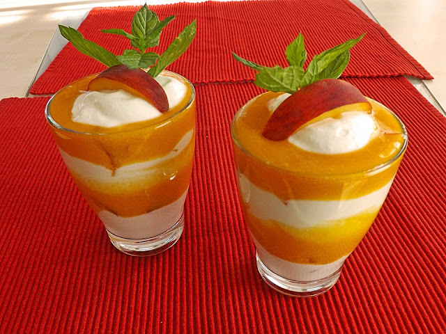 Broskev – Sen o šlehačce