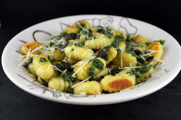 Gnocchi s domácím pestem z dýňových semínek