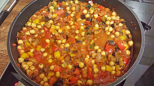 Cizrnová směs s lilkem