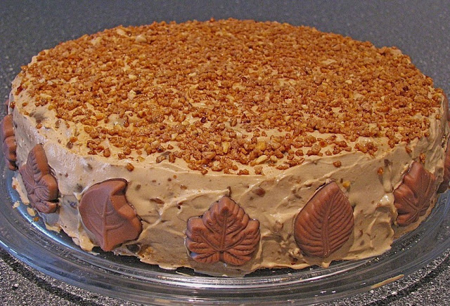 Karamelovo-kávový dort