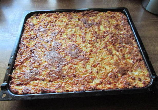 Cibulový koláč z plechu