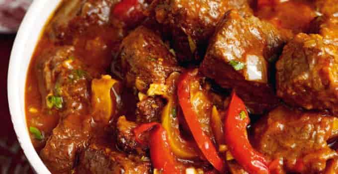 Maďarský paprikový guláš