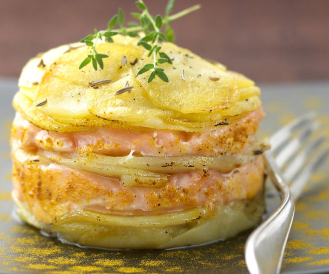 Bramborový millefeuille s lososem