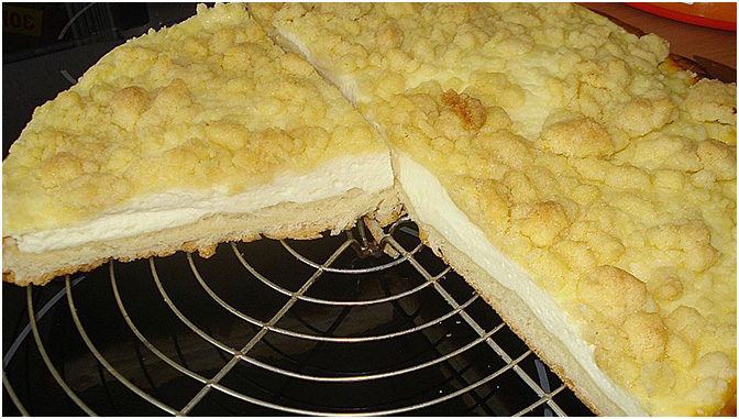 Slezský drobenkový koláč