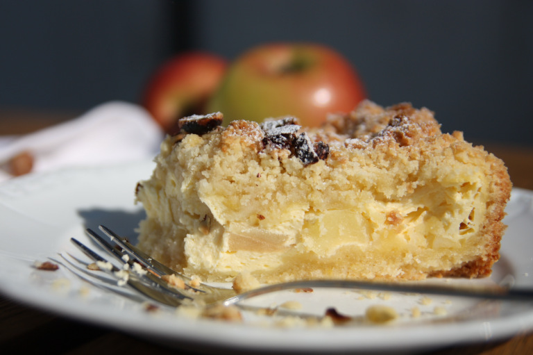 Nebeský jablečný koláč s tvarohovou náplní