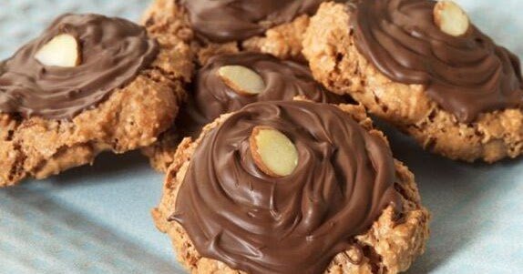 Ořechové sušenky s čokoládou