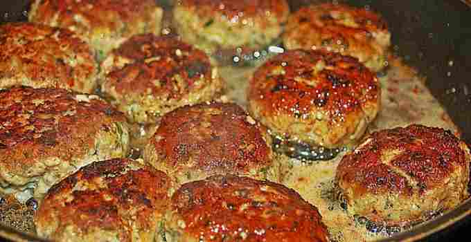 Nakládané cibulové karbanátky během chvilky hotové!