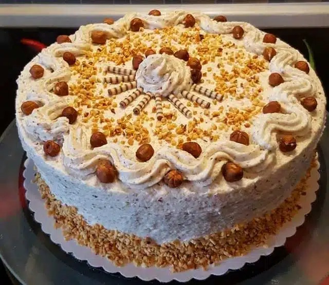 Recept na ořechový dort se šlehačkou