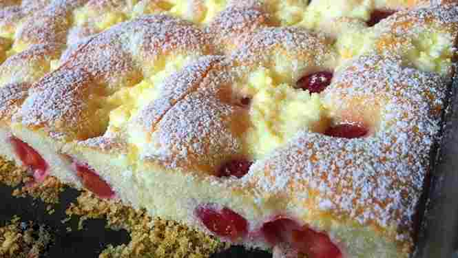 Třešňový koláč super chutný a rychlý!