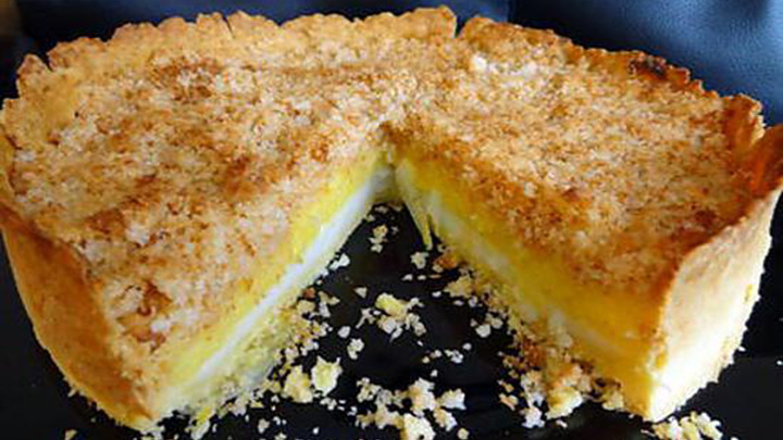 Citronovo-kokosový drobenkový koláč