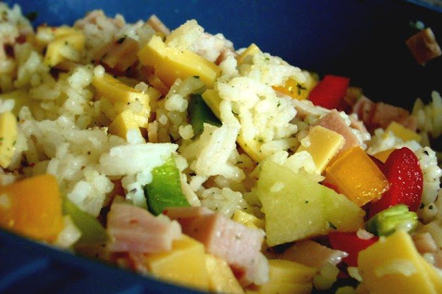 Barevný rýžový salát